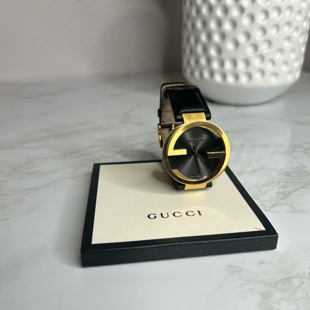 Gucci Men's Watch with Black Dial and Gold Bezel